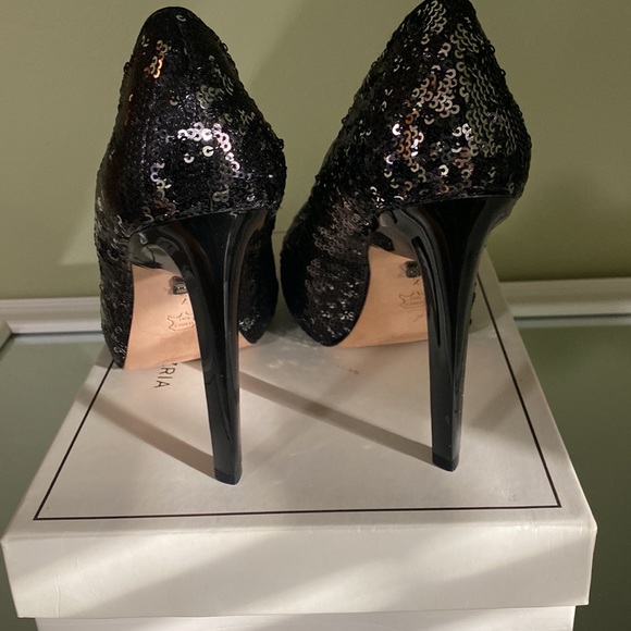 Two tones sequin heels! - Picture 3 of 4